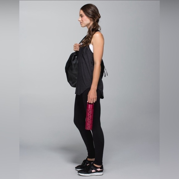 Lululemon Yogi Loose Fit Front Pocket Athletic Racer Tank / Heathered Black Sz 2 - Picture 7 of 12